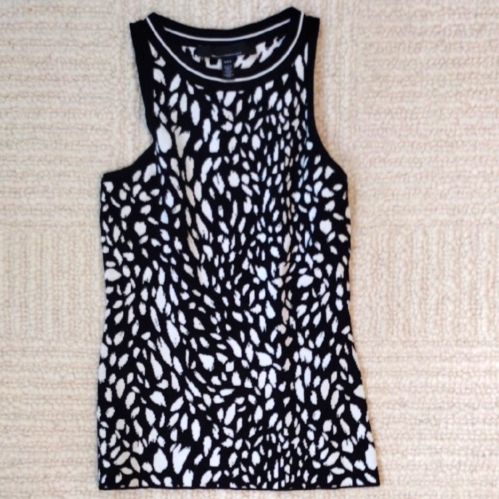 White House Black Market Black and White Patterned Tank Top